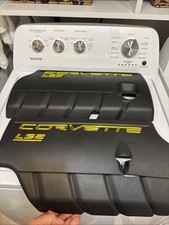 05-07 C6 LS2  Corvette Engine Fuel Rail Cover...