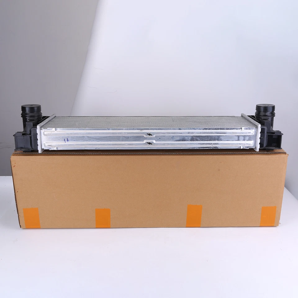 Intercooler para Mercedes Benz para Freightliner Sprinter 2500 3500 3,0 L-V6 Foto 2 de 4