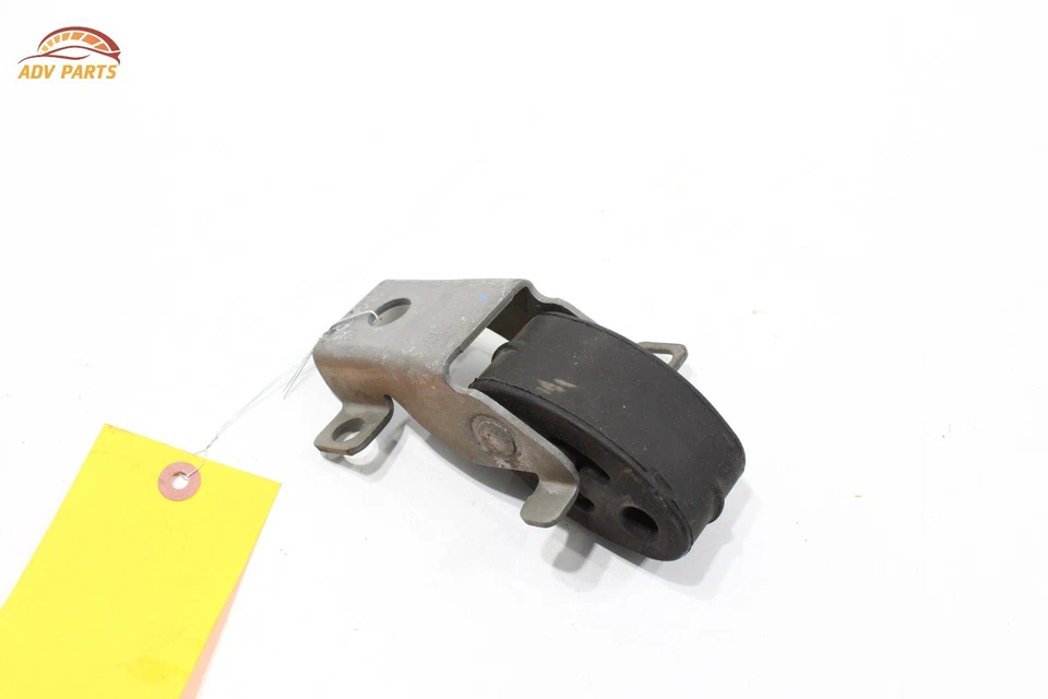 Volvo S90 2017-2023 silenciador trasero derecho suspensión y soporte OEM Foto 4 de 4