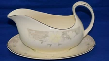 Royal Doulton Kathleen Gravy Boat or Sauce Bowl w/ Underplate, 8 1/4"