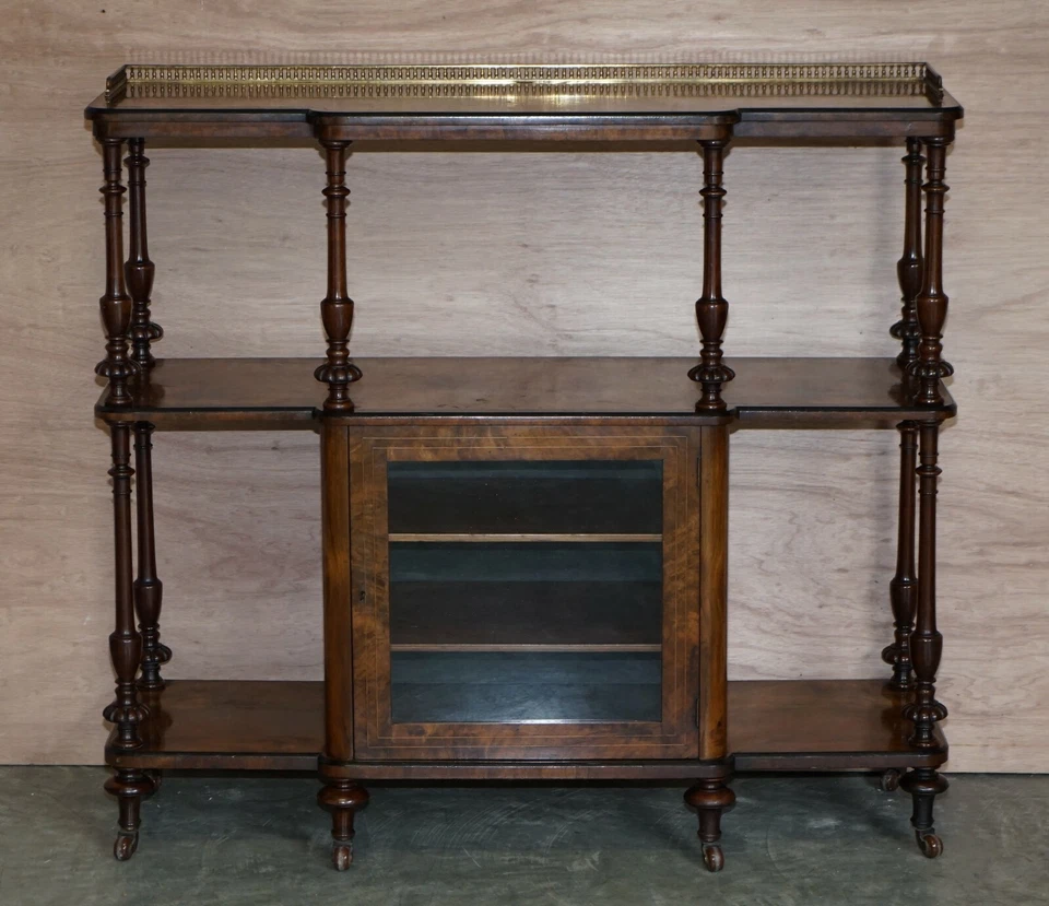 FINA REBABAS DE NOGAL CON RIEL DE GALERÍA DE LATÓN LIBRERÍA BIBLIOTECA ABIERTA ETAGERE WHATNOT Foto 2 de 4