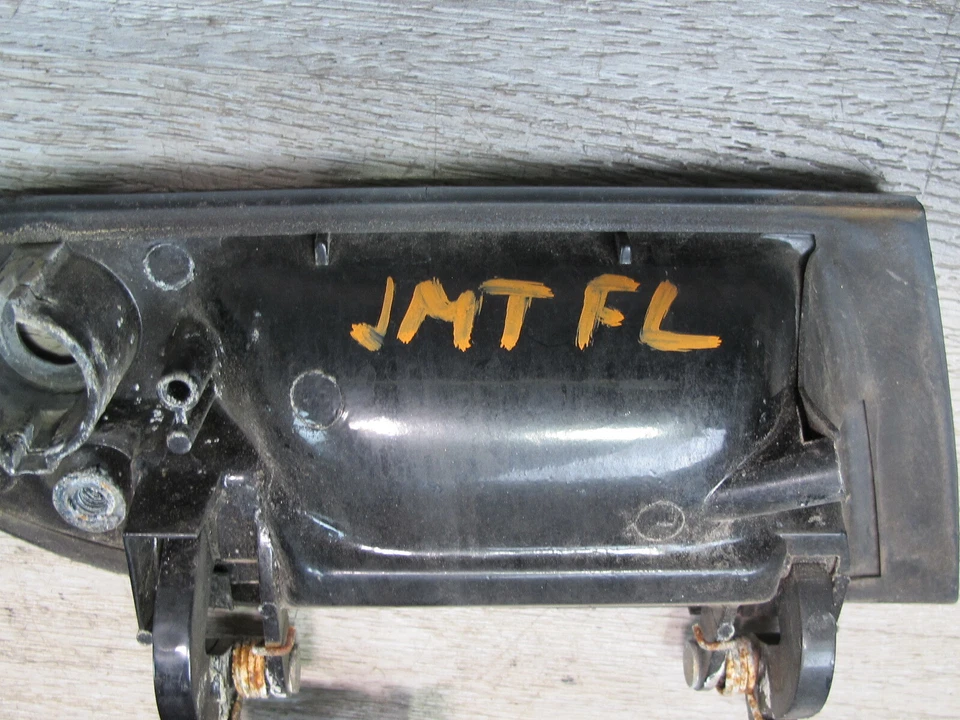 ОРИГИНАЛЬНАЯ ЛЕВАЯ НАРУЖНАЯ РУЧКА ДВЕРИ 91-99 MITSUBISHI 3000GT - Изображение 2 из 4