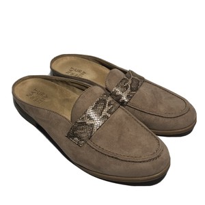naturalizer mattie mules