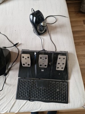 Lenkrad Controller für PC/PS2 mit Pedalen