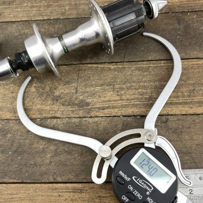 Vintage Shimano UNIGLIDE 600 Ultegra FH-6400 Rear Hub 7-Speed 7