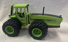 1/16 Custom 7488 International 2+2 Steiger Tractor