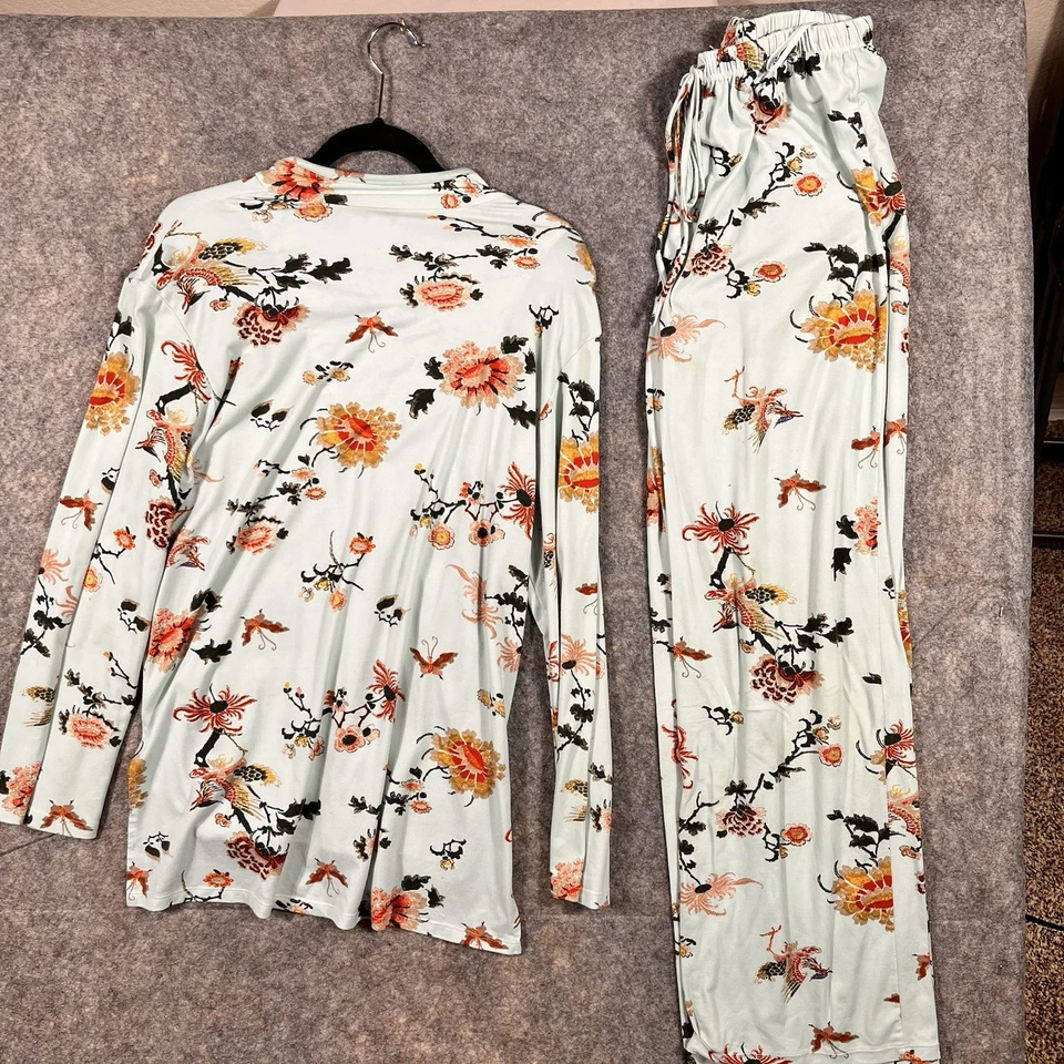 Juego de pijama Natori, talla mediana, estampado dinastía Foto 4 de 4