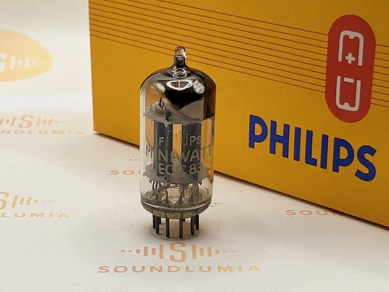 1x Philips ECC83 12AX7 Foil D 45° Getter 17mm Long Plates mC2 Heerlen '56 - NOS+