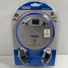 New Naxa NPC-351 FM Radio 60 Sec Electronic Skip With Headphones Damaged Package