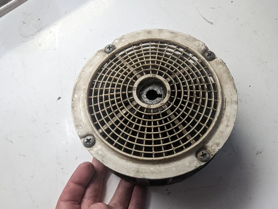 Johnson OMC Evinrude de colección? LOTE de piezas de motor pequeño magneto de arranque cromado Foto 2 de 4