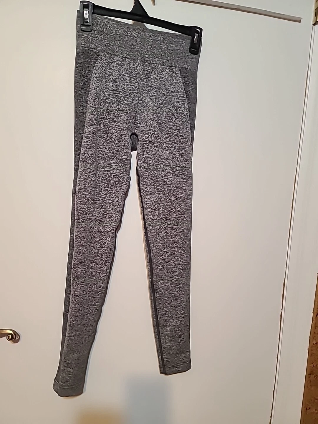gymshark light flex yoga pre-owned leggings