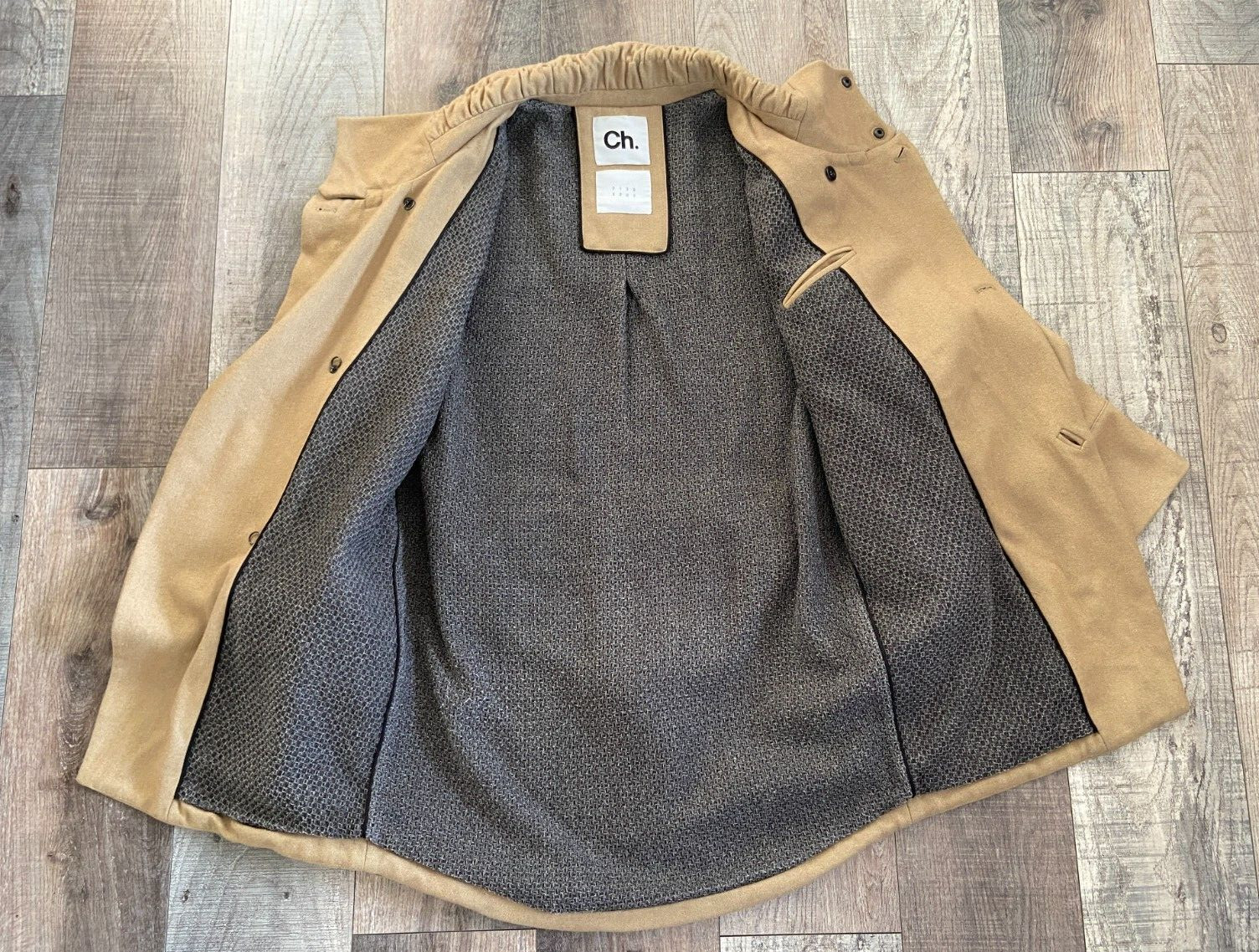 CHAPTER EXQUISITE UPSCALE  LUXURY WOOL JACKET - S… - image 4