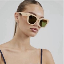 Le Specs Sunglasses Showstopper Butterscotch 