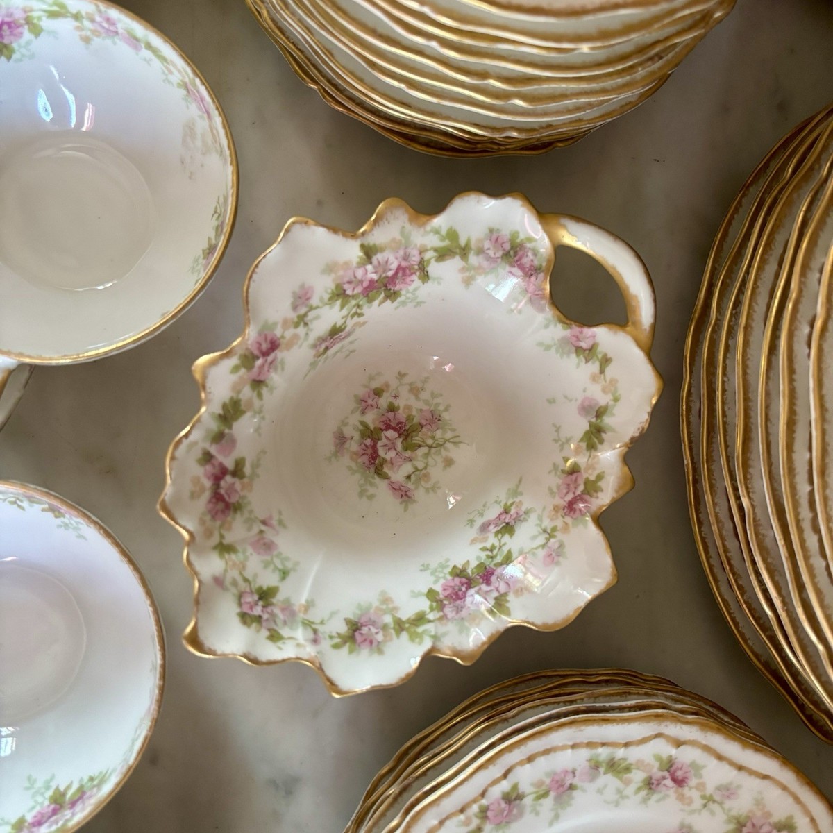 Antique Theodore Haviland Limoges France 82 Piece Porcelain China
