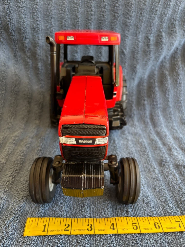 ERTL Case International 7210 Magnum Tractor 1:16 Diecast Toy NICE! - Image 3 of 4