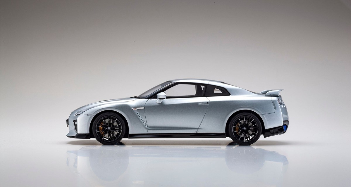 1:18 2020 Nissan GT-R R35 -- Silver -- Kyosho Samurai | eBay