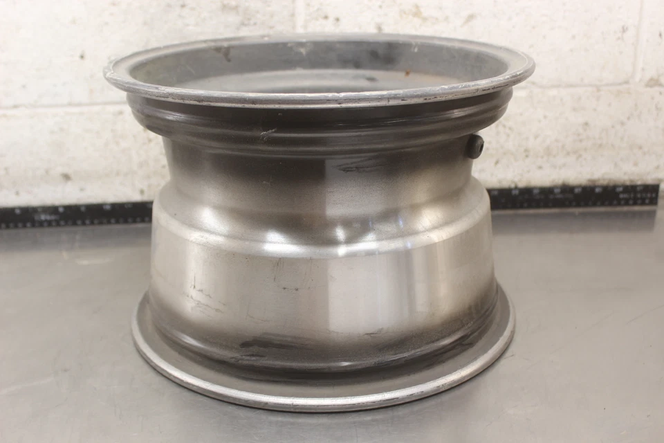 Suzuki Quadrunner 500 LTF500F 1998 4x4 llanta trasera H6 Foto 2 de 4