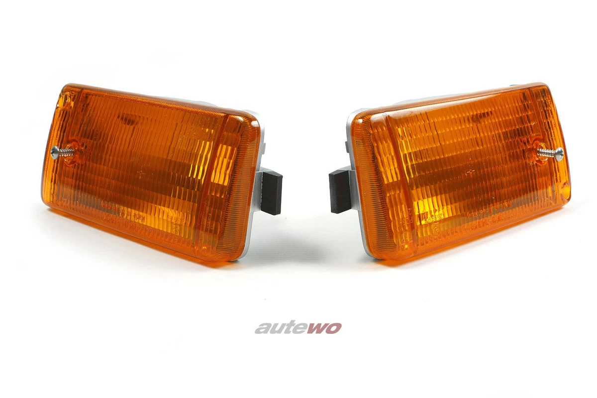 811953055 & 811953056 NEU Audi 90/Coupe 81/85 Blinker-Paar Vorne 