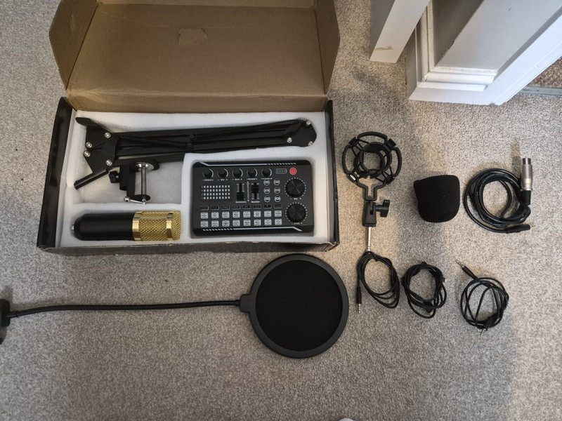 F998 live sound card condenser microphone