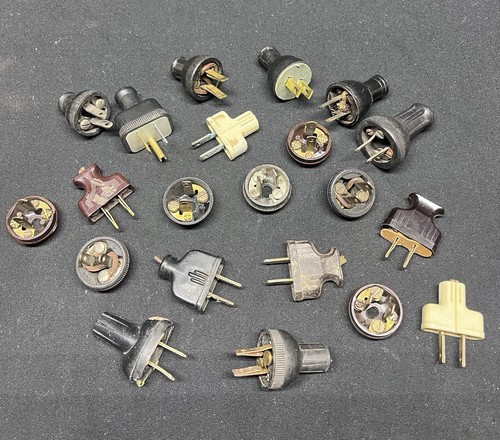 Lot of 20 Vintage 2-Prong Type Plug Ends (#1055) - Mixed Colors 120V