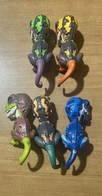 Lot 5 WowWee Fingerlings Raptors Frostbite, Stealth, Razor, Blaze, Fury READ!