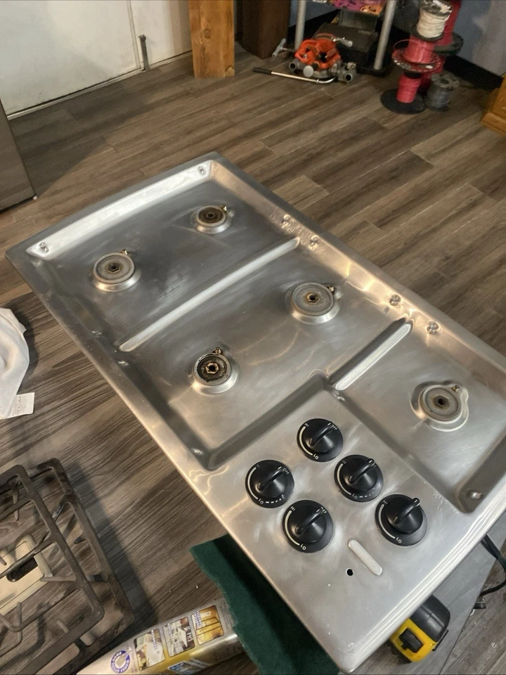 Thermador 36 дюймов варочная панель из нержавеющей стали 5 горелок модель SGCS365RS протестирована быстрая доставка - Изображение 4 из 4