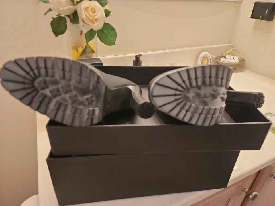 Botines Empirio Armani Nuevos sin caja Foto 4 de 4