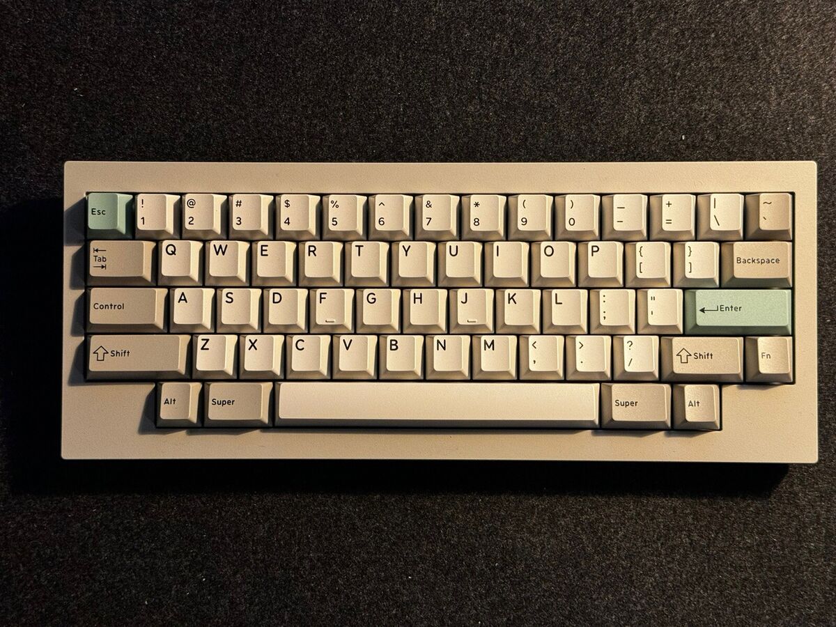 Keychron Q60 QMK Custom Mechanical Keyboard with Panda Keychron Q60 QMK Custom Mechanical Keyboard with Panda