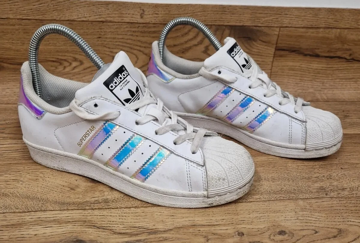 Adidas superstar sales trainers size 4