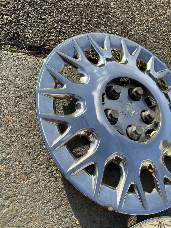 "4 03-05 Tapacubos Mercury Grand Marquis 2 piezas 16"" cubiertas de rueda bases OEM solamente" Foto 4 de 4