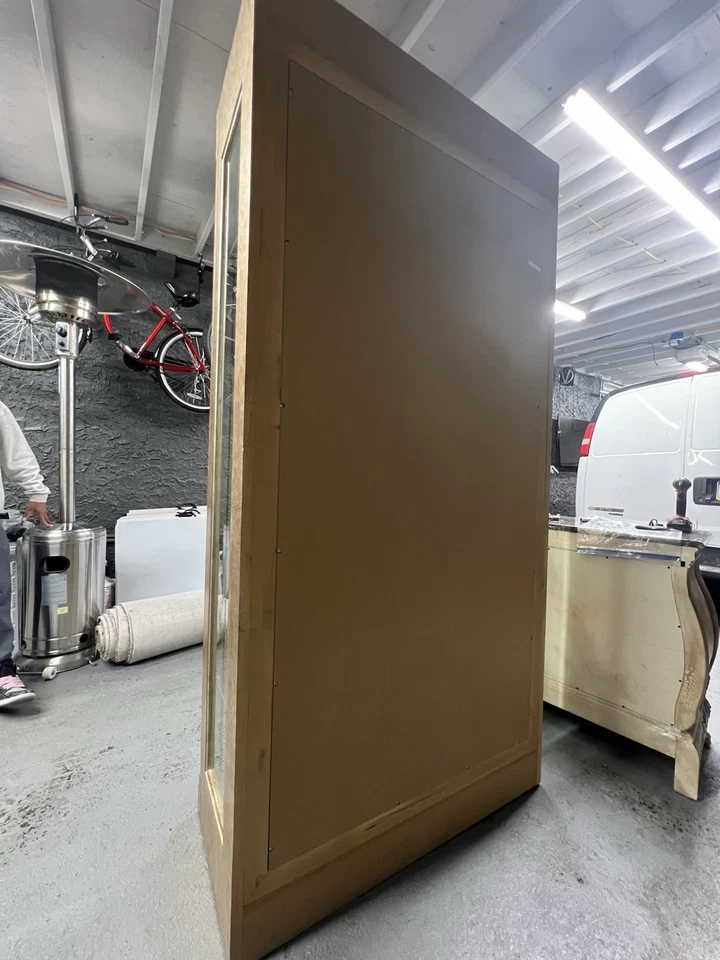 Gabinete de madera para curiosidades Foto 4 de 4