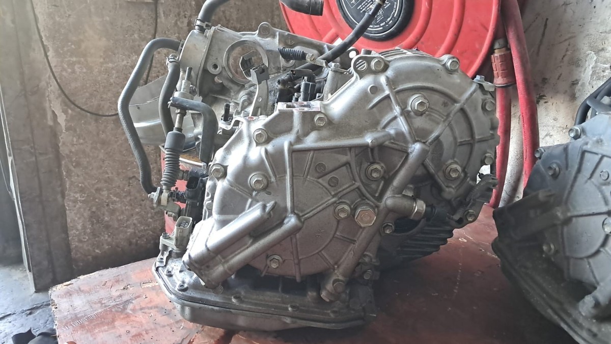 TOYOTA MARK X ZIO 2.4L CVT AUTOMATIC TRANSMISSION 2AZFE 30400