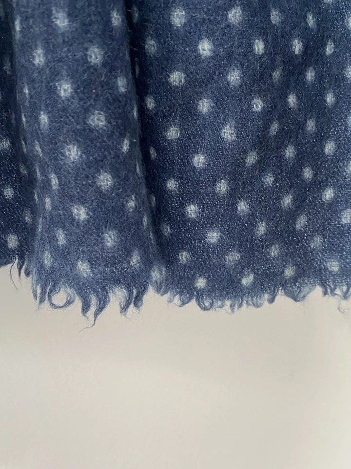 "Bufanda azul con lunares ALLEA LANA 69""/25"" EXCELENTE ESTADO" Foto 4 de 4