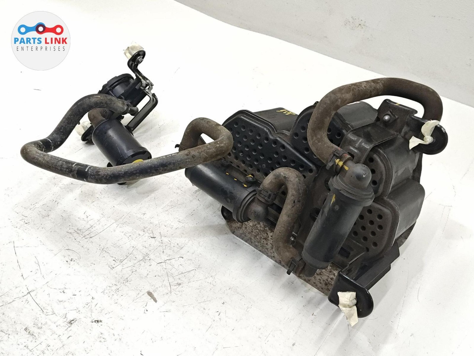 Bentley Bentayga Speed 2017-2020 Fuel vapor filter Charcoal