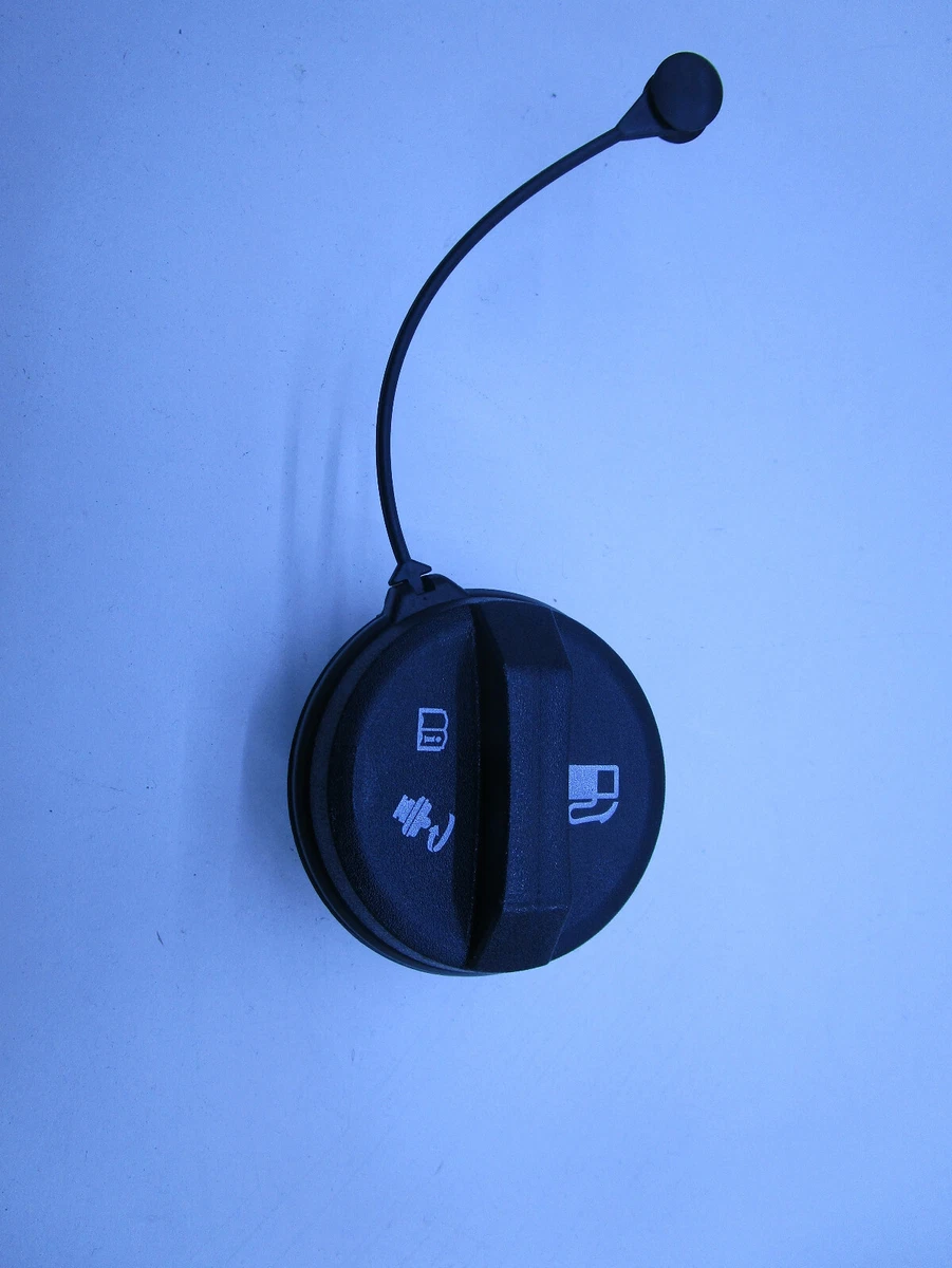 Commodore fuel cap outlet