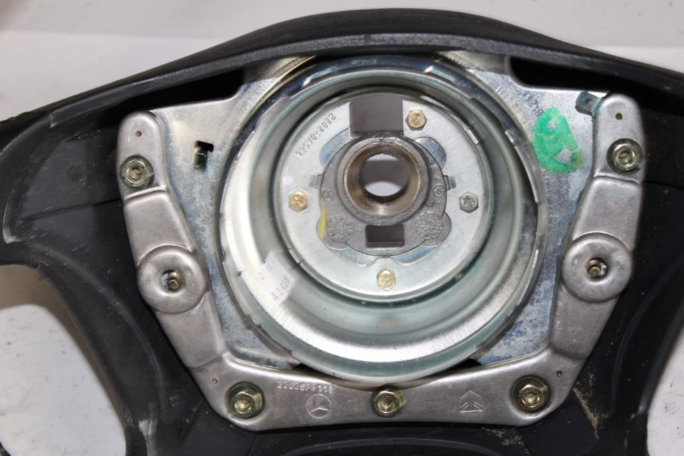 Volante conductor Mercedes Benz ML350 2002-2005 K7560 Foto 4 de 4