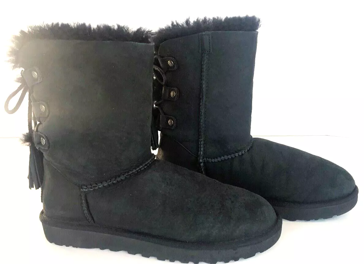 Ugg Kristabelle Short Black Boots Women s Size 7 Suede Sheepskin