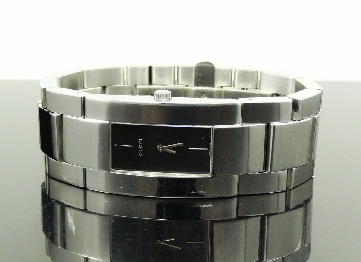 Gucci 4600M Series Black Rectangle Dial Silver Tone Gucci 4600M Series Black Rectangle Dial Silver Tone