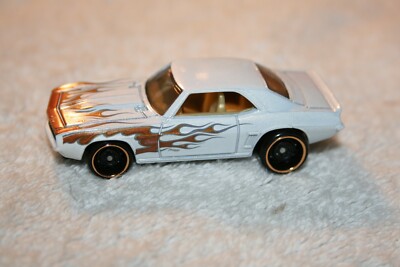 2021 Hot Wheels ~ Flames Exclusive ~ PEARL WHITE 1969 '69 Camaro ~ Coupe ~ Loose