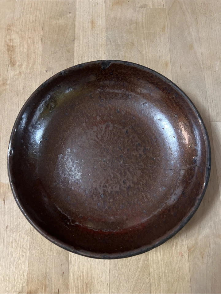 Un antiguo plato de pastel profundo Redware, Pennsylvania alrededor de 1860 Foto 2 de 4