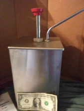 STAR CONDIMENT DISPENSERS cd1pgR  new in box never used 8W-CD1PG