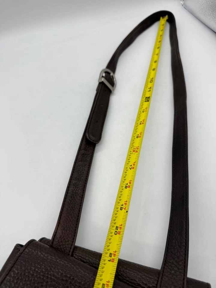 Eddie Bauer 棕色鹅卵石皮革收纳包斜挎包钱包 Adj 带双面 — 第 4/4 张图片