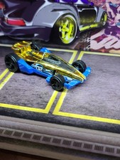 2014 HOT WHEELS CFL02 CARBIDE #02 BLUE 1:64 DIECAST 2 5/8" RACE CAR WITH YELLOW