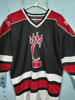 #ad Cincinnati Bearcats Ice Hockey Jersey Mens Medium Black Red NCAA Colosseum $34.99