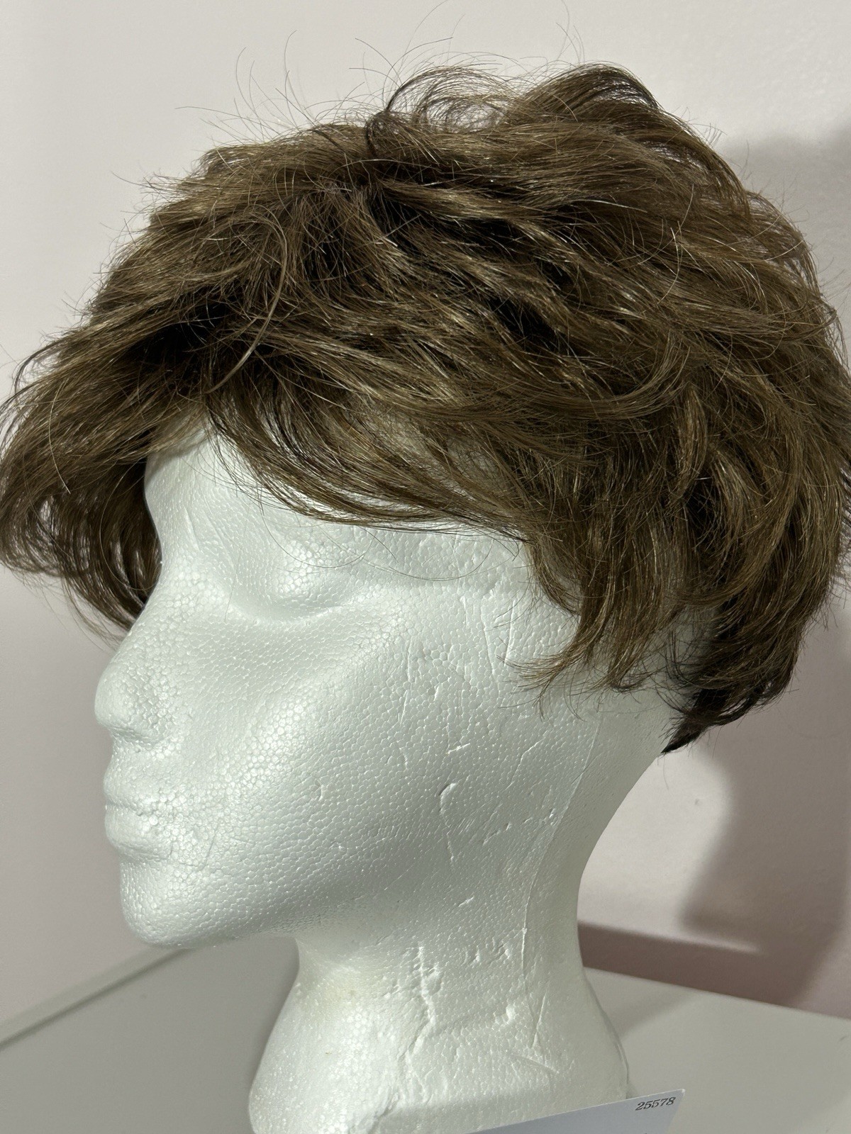 NEW Gabor Layered Wavy Synthetic Wig Chestnut Mist Classic Cap Personal
