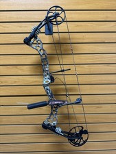 Bear Archery - Attitude Compound Bow - RH - 70# Max - 