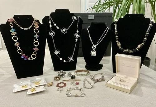 Vintage To Modern Costume Jewelry Lot of 21 pcs Necklaces Rings More #5