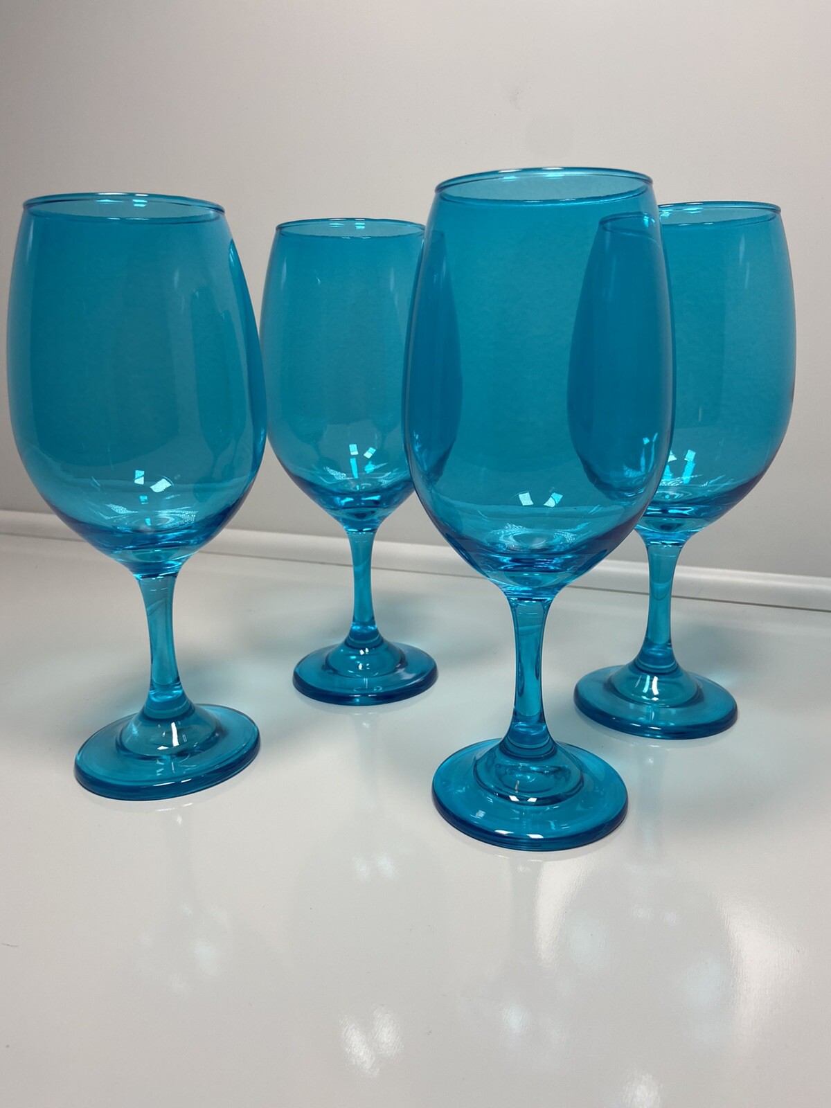 4 Aqua Blue Wine Glasses 8.5” by 3.5” beautiful blue glass eBay