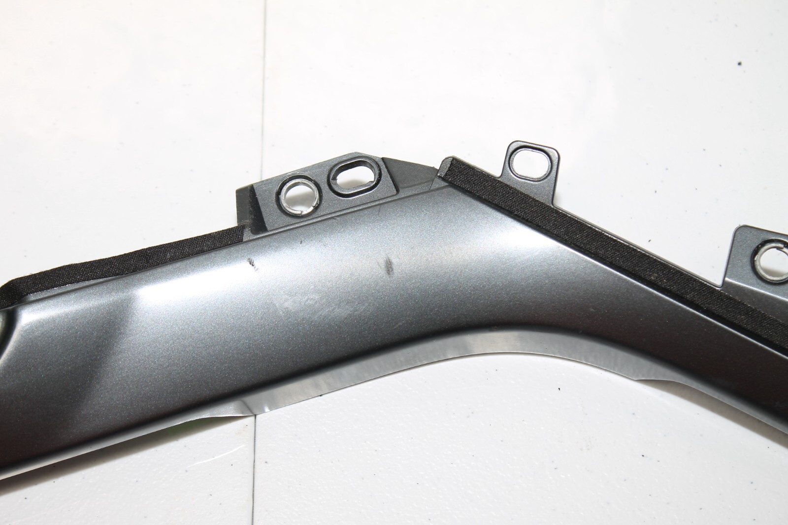 15-20 LAMBORGHINI HURACAN RH RIGHT PASSENGER CENTER CONSOLE SIDE TRIM BEZEL OEM