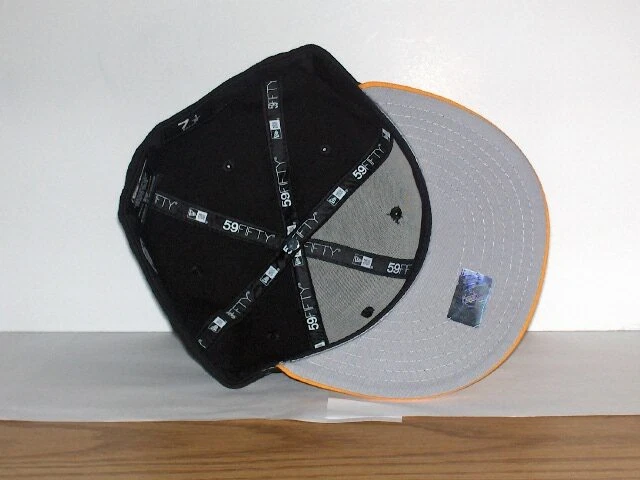 RARE NHL BOSTON BRUINS  NEW ERA FITTED HAT 7 3/8 NWT - Image 3 of 4